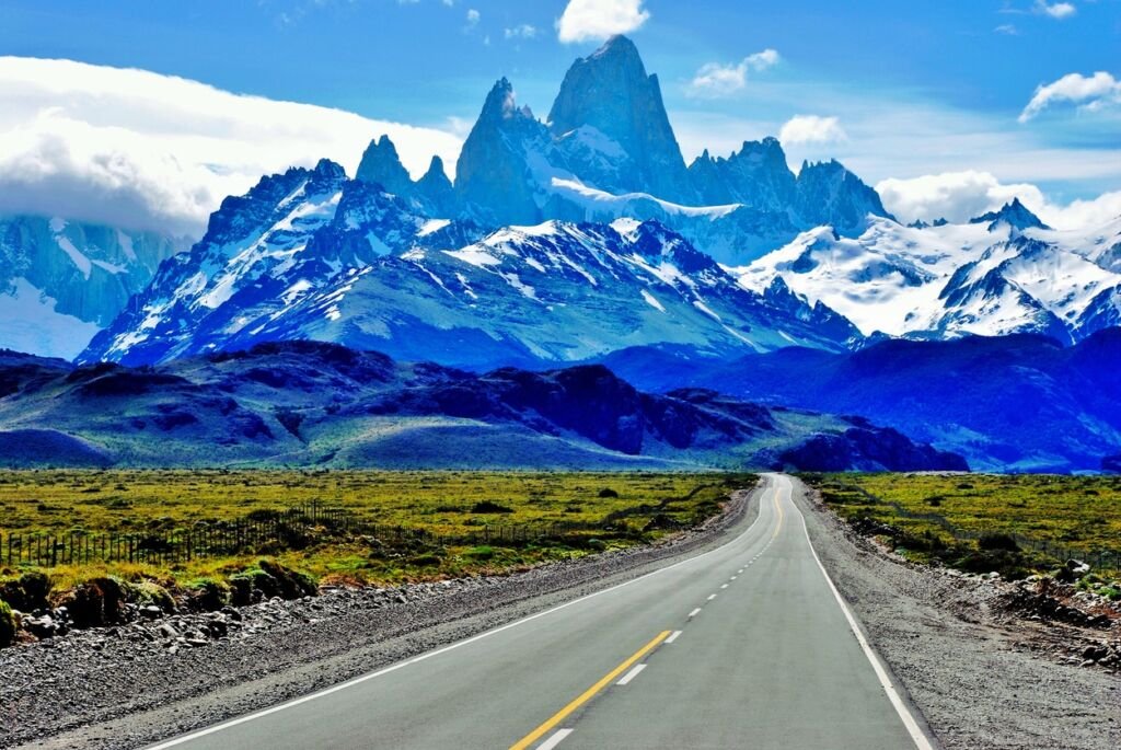 View of Mt. Fitz Roy in the National Park Los Glaciales near El Chalten in Patagonia, Santa Cruz,,Argentina.