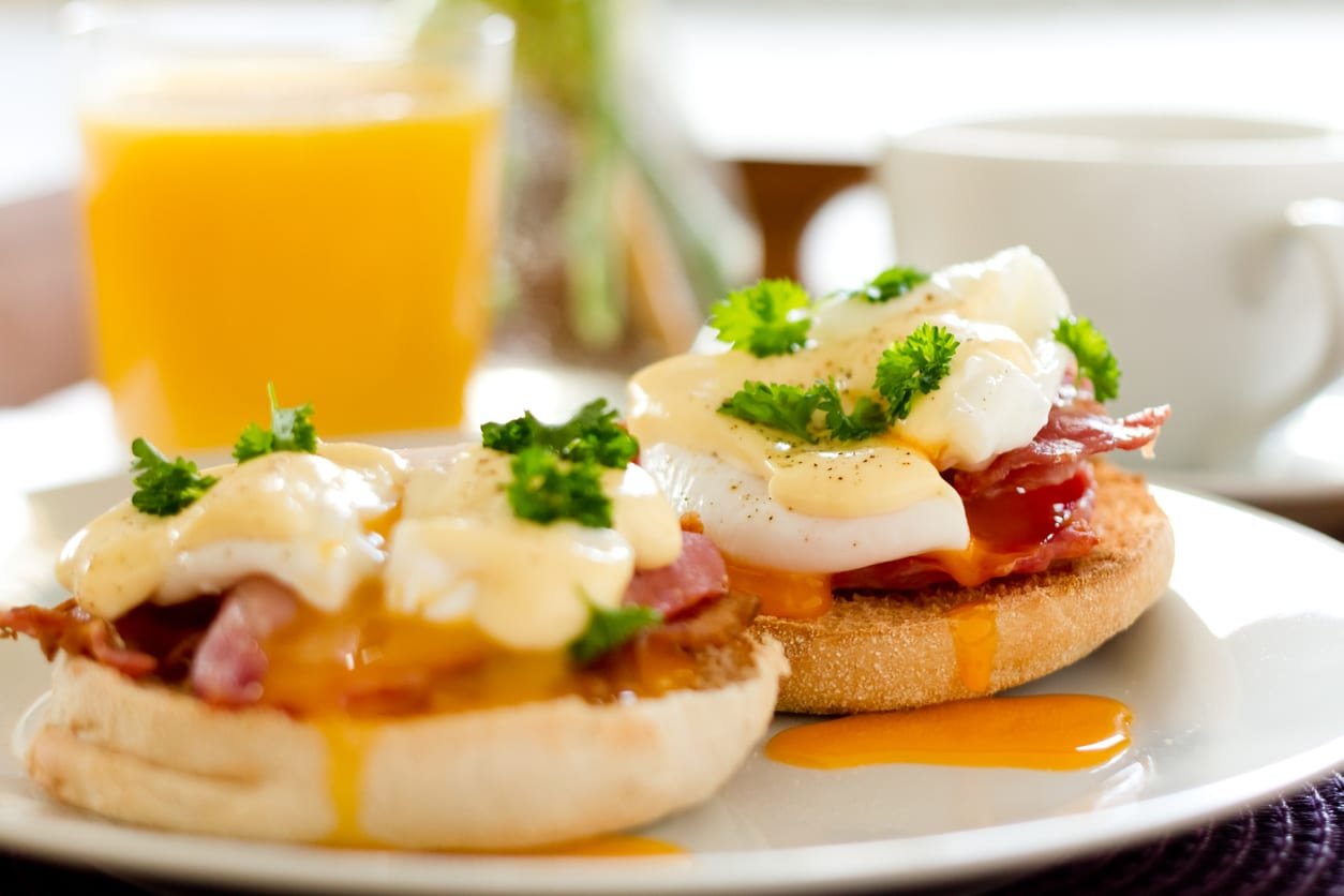 Eggs benedict breakfast