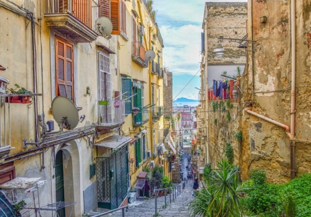 Naples or Sorrento: An Honest Comparison To Help You Choose!